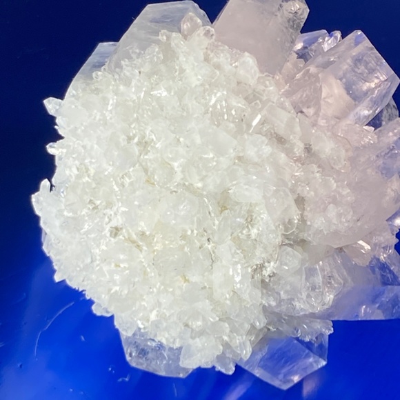 Clear Quarts cluster mineral  from Madagascar 429grams  3"x3 1/2" - Picture 3 of 7